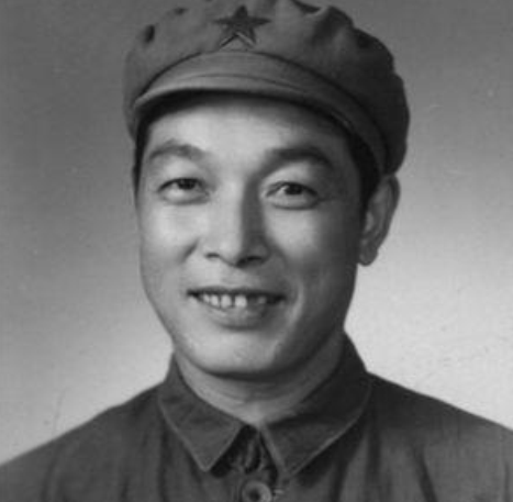 揭秘中国军队历史上的重要团队，124团历任团长概览，揭秘中国军队历史上的传奇团队，揭秘中国军队历史上的重要团队，揭秘中国军队历史上的传奇团队——揭秘中国军队历史上的重要团队之十二四团历任团长概览