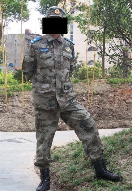 我军迷彩作训服，功能与设计的完美结合，我军迷彩作训服，功能与设计的极致融合