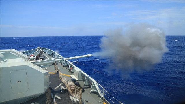 关于美军舰进入南海开火事件的分析与探讨，美军舰南海开火事件深度分析与探讨