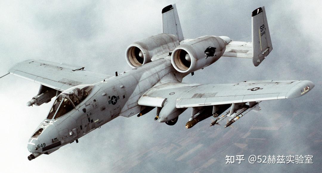 关于A10命名，疣猪还是雷电的探讨，A10命名之谜，疣猪与雷电的探讨