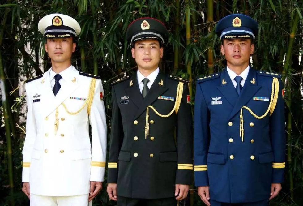 揭秘2022新版军装，设计、特点与未来展望，揭秘2022新版军装，设计特点、未来展望全解析