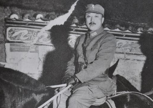 蒋介石的五虎上将，历史名将的传奇名单，蒋介石五虎上将传奇名单，历史名将的荣耀时刻
