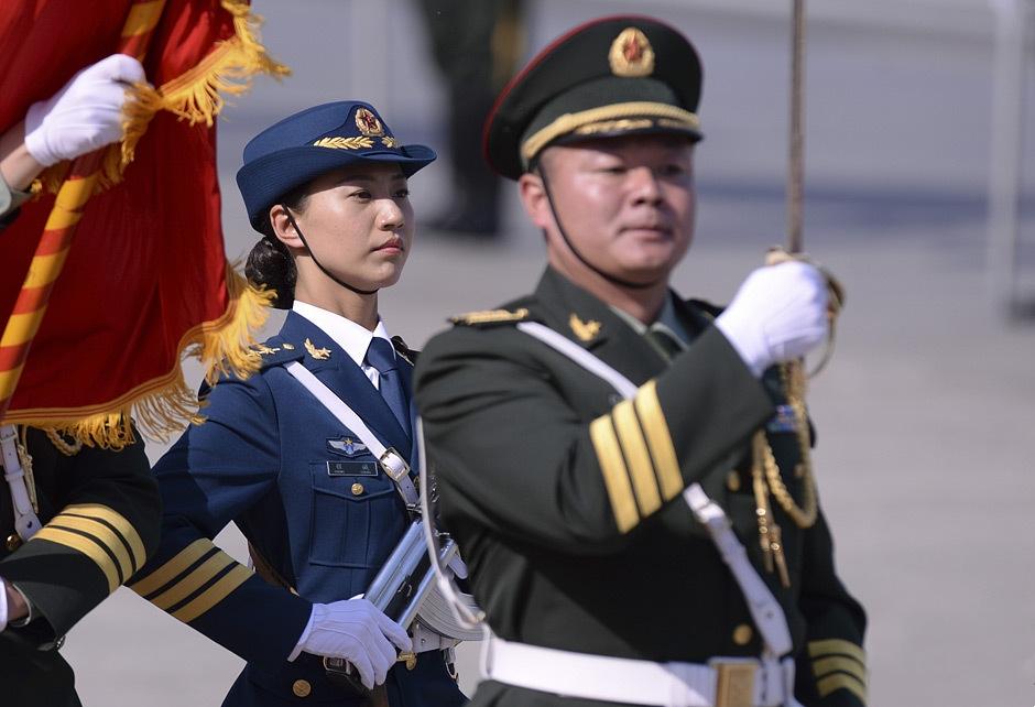 三军仪仗队女兵程诚身高揭秘，英勇与美丽的完美结合，三军仪仗队女兵程诚，英勇与美丽的完美融合——身高揭秘