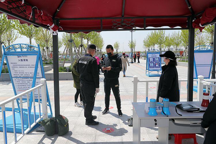 航母公众开放日，展现海上巨无霸的魅力，航母开放日，海上巨无霸的魅力展示