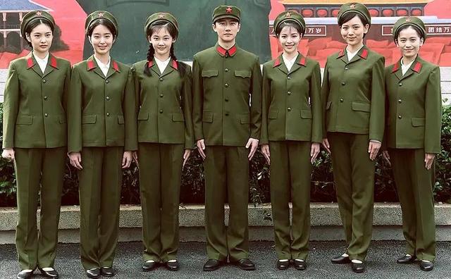 关于87式军装女套装的SEO文章，87式军装女套装，深度解析与SEO优化指南