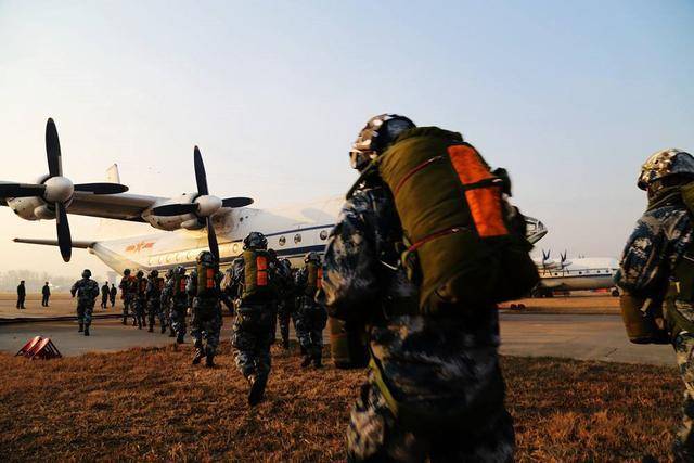 中国人民解放军空降兵第十五军，荣耀与使命，中国人民解放军空降兵第十五军，荣耀与使命的担当